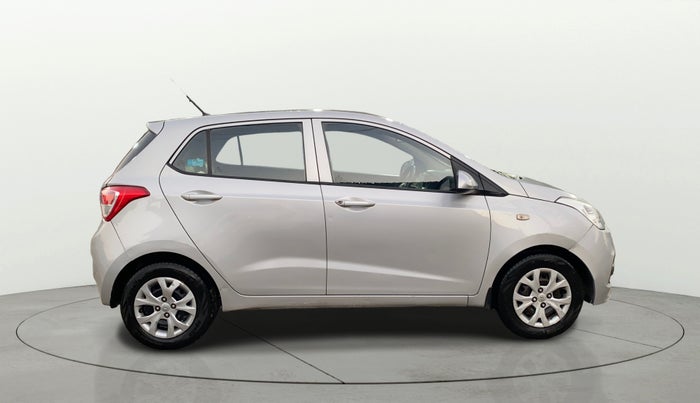 2016 Hyundai Grand i10 MAGNA AT 1.2 KAPPA VTVT, CNG, Automatic, 81,411 km, Right Side View