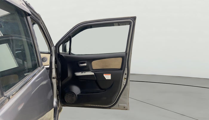 2017 Maruti Wagon R 1.0 LXI CNG, CNG, Manual, 1,00,490 km, RHS Front Door