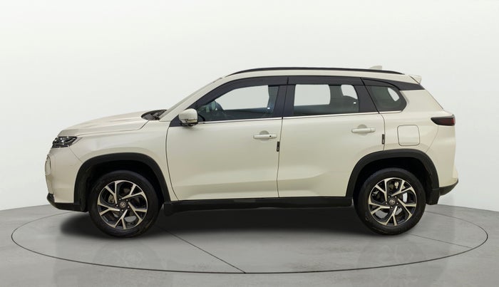 2022 Toyota URBAN CRUISER HYRYDER V NEO DRIVE, Petrol, Manual, 23,401 km, Left Side