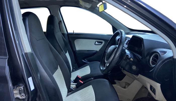 2019 Maruti Alto LXI CNG, CNG, Manual, 97,707 km, Right Side Front Door Cabin