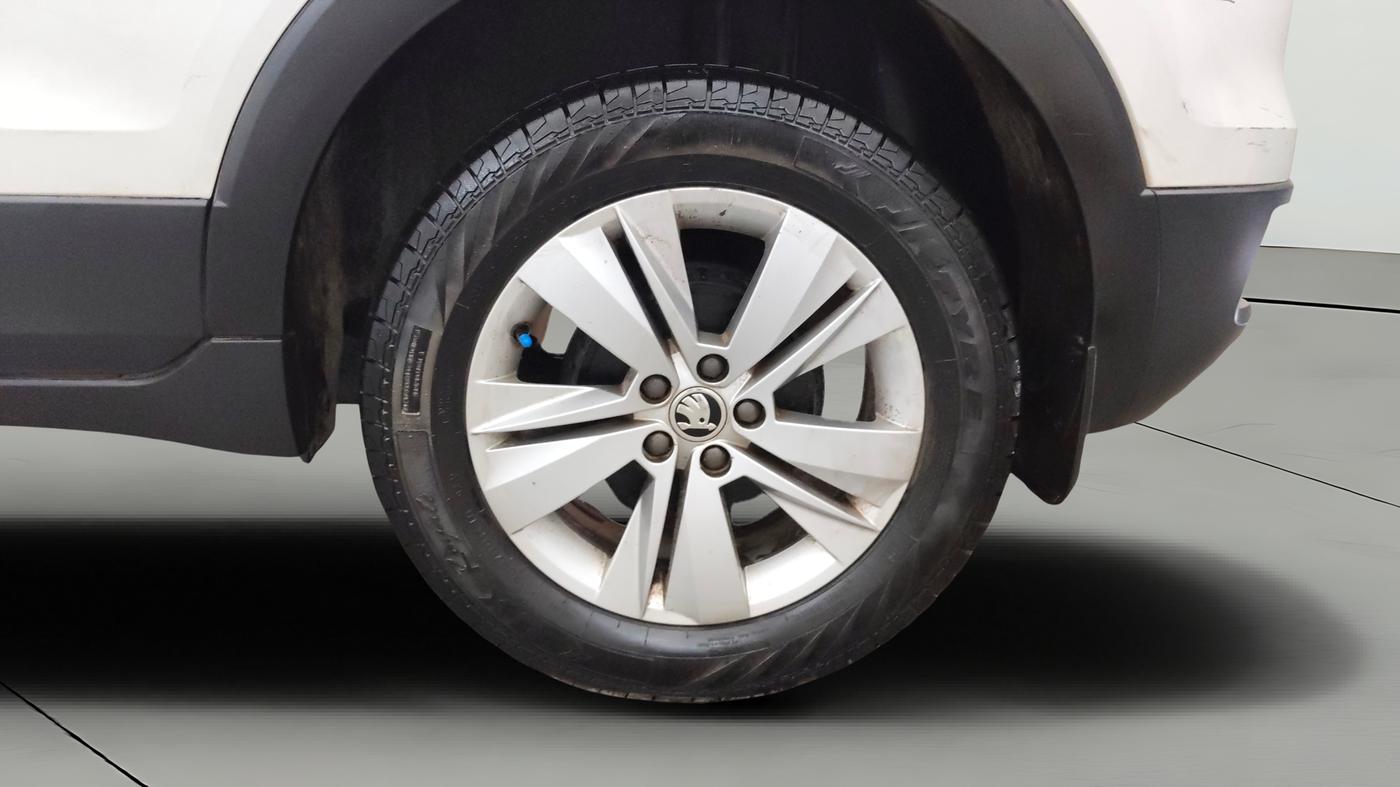 2021 Skoda KUSHAQ AMBITION 1.0L TSI AT, Petrol, Automatic, 49,845 km, Left Rear Wheel