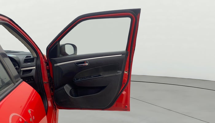 2017 Maruti Swift VDI, Diesel, Manual, 56,556 km, RHS Front Door