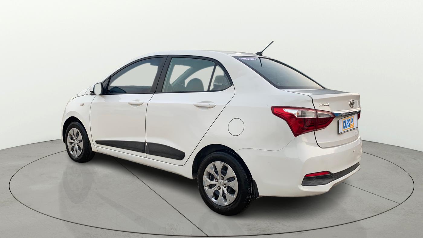 2017 Hyundai Xcent E+, Petrol, Manual, 69,046 km, Left Back Diagonal