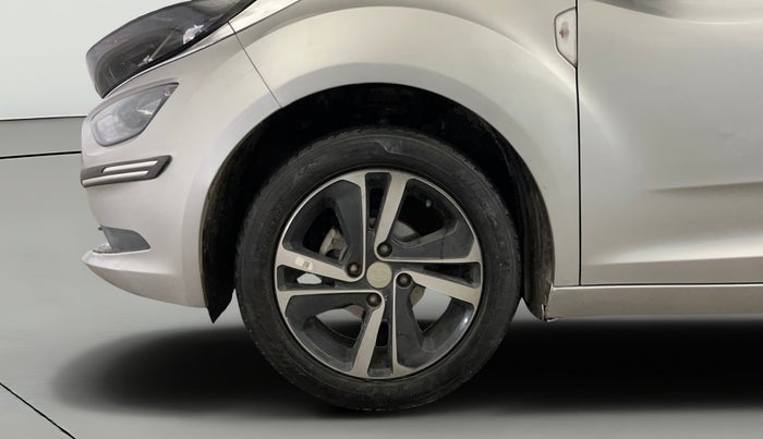 2020 Tata ALTROZ XZ PETROL, Petrol, Manual, 14,493 km, Left Front Wheel