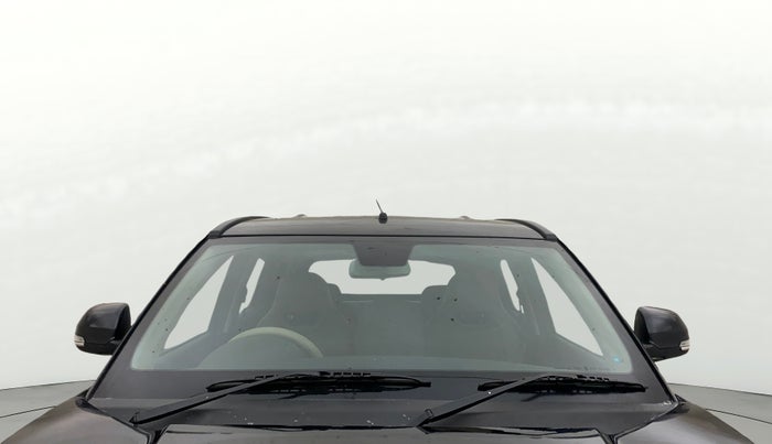 2018 Mahindra KUV 100 NXT K8 P 6 STR, Petrol, Manual, 32,647 km, Front Windshield