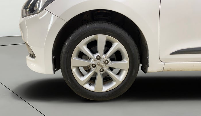 2015 Hyundai Elite i20 SPORTZ 1.2 (O), Petrol, Manual, 52,177 km, Left Front Wheel