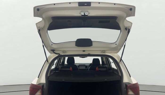 2019 Hyundai VENUE SX PLUS 1.0 TURBO DCT, Petrol, Automatic, 83,923 km, Boot Door Open