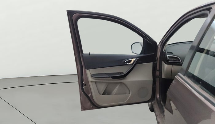 2017 Tata Tiago XZ PETROL, Petrol, Manual, 84,416 km, LHS Front Door