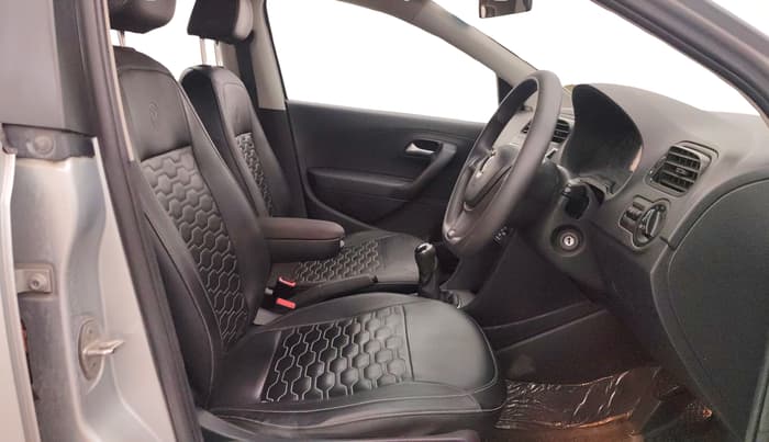 2021 Volkswagen Polo COMFORTLINE 1.0L TSI, Petrol, Manual, 1,09,376 km, Right Side Front Door Cabin
