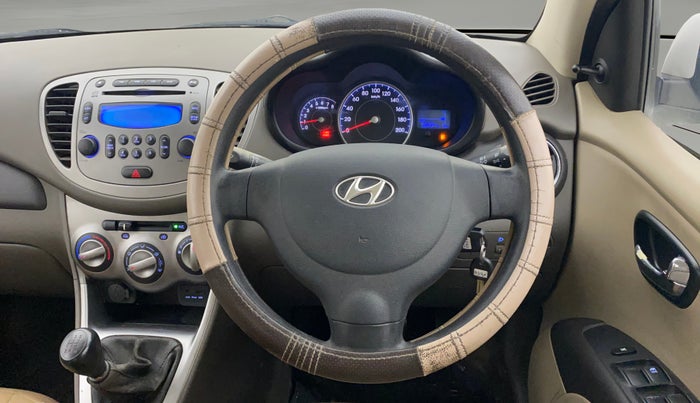 2015 Hyundai i10 SPORTZ 1.1, Petrol, Manual, 58,004 km, Steering Wheel Close Up