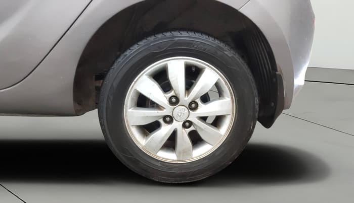2014 Hyundai i20 SPORTZ 1.2, Petrol, Manual, 50,702 km, Left Rear Wheel