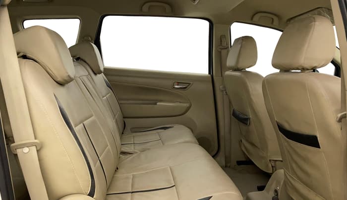 2016 Maruti Ertiga VXI, Petrol, Manual, 45,134 km, Right Side Rear Door Cabin