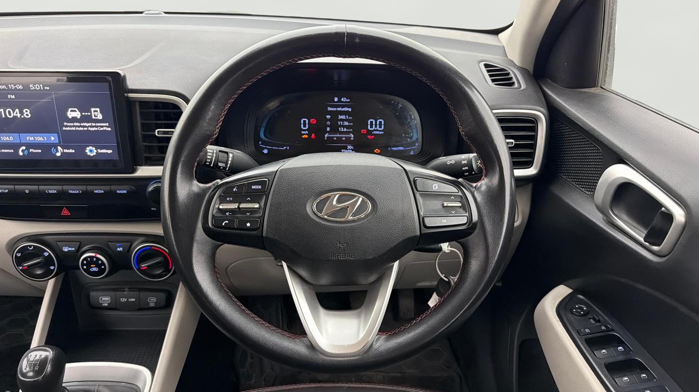 2023 Hyundai VENUE S 1.2, Petrol, Manual, 77,602 km, Steering Wheel Close Up
