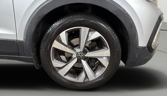 2022 Volkswagen TAIGUN TOPLINE 1.0 TSI MT, Petrol, Manual, 26,776 km, Right Front Wheel