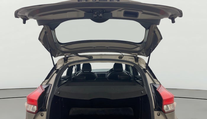 2019 Nissan Kicks XV DIESEL, Diesel, Manual, 48,512 km, Boot Door Open