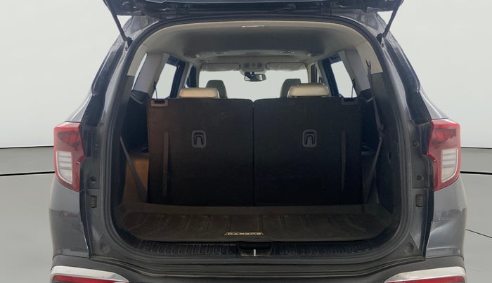 2022 KIA CARENS LUXURY PLUS 1.4 PETROL 7 STR, Petrol, Manual, 44,222 km, Boot Open Zoomed View