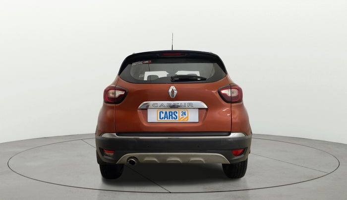 2019 Renault Captur PLATINE DIESEL DUAL TONE, Diesel, Manual, 83,603 km, Back/Rear