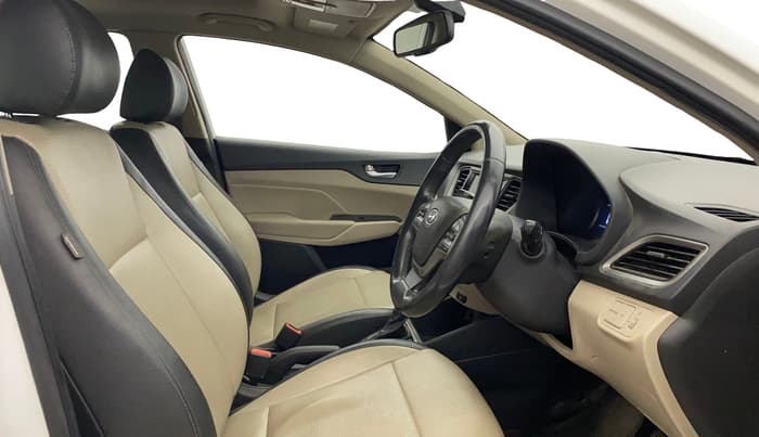 2018 Hyundai Verna 1.6 VTVT SX (O) AT, Petrol, Automatic, 48,550 km, Right Side Front Door Cabin