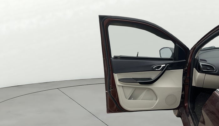 2022 Tata TIGOR XZ PLUS CNG, CNG, Manual, 70,690 km, LHS Front Door