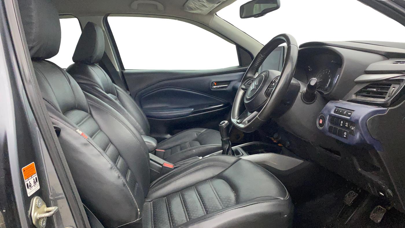 2022 Maruti Baleno ALPHA PETROL 1.2, Petrol, Manual, 1,24,322 km, Right Side Front Door Cabin