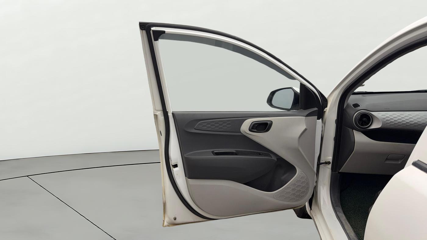 2023 Hyundai GRAND I10 NIOS MAGNA 1.2 KAPPA VTVT, Petrol, Manual, 32,543 km, LHS Front Door