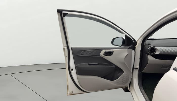 2023 Hyundai GRAND I10 NIOS MAGNA 1.2 KAPPA VTVT, Petrol, Manual, 32,543 km, LHS Front Door