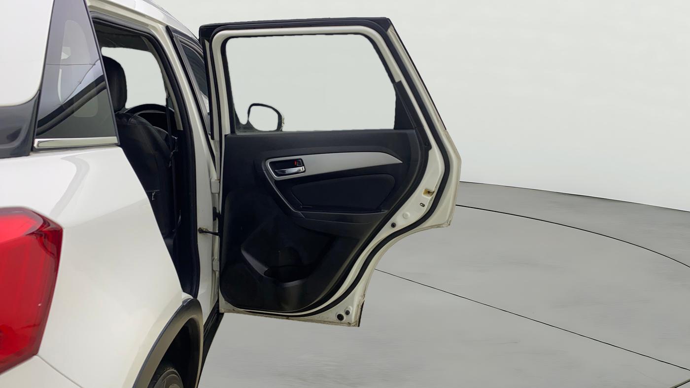 2021 Maruti Vitara Brezza ZXI, CNG, Manual, 60,120 km, RHS Rear Door