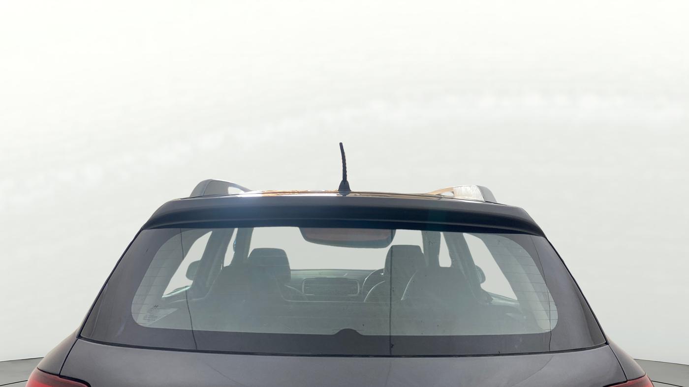 2020 Hyundai VENUE S 1.2, Petrol, Manual, 96,881 km, Rear Windshield