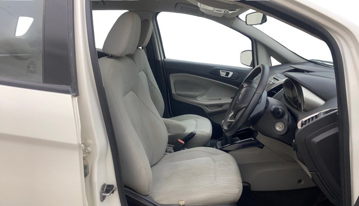 2013 Ford Ecosport TITANIUM 1.5L DIESEL, Diesel, Manual, 1,06,191 km, Right Side Front Door Cabin