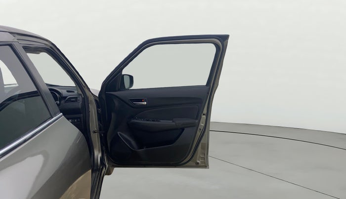 2023 Maruti Swift VXI, CNG, Manual, 89,102 km, RHS Front Door