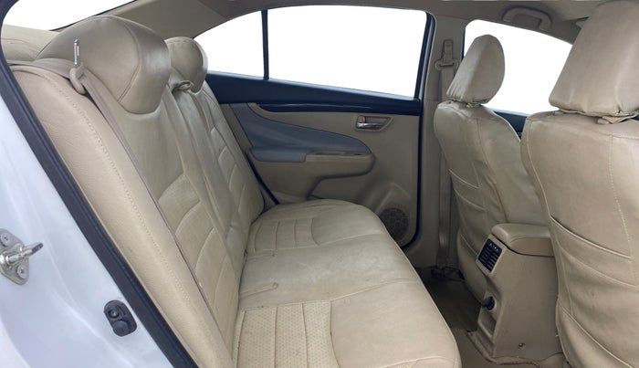2017 Maruti Ciaz VXI, Petrol, Manual, 97,745 km, Right Side Rear Door Cabin
