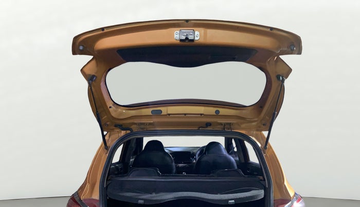 2014 Hyundai Grand i10 ASTA 1.2 KAPPA VTVT, Petrol, Manual, 1,05,349 km, Boot Door Open