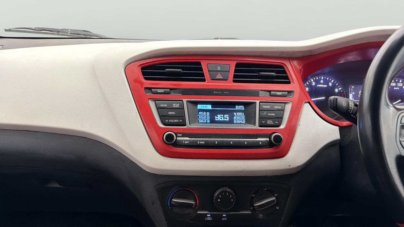 2017 Hyundai Elite i20 SPORTZ 1.2, Petrol, Manual, 32,527 km, Air Conditioner
