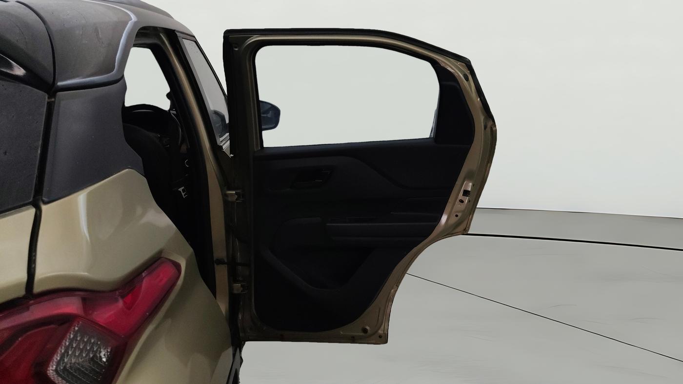 2022 Tata PUNCH CREATIVE 1.2 MT KAZIRANGA EDITION , Petrol, Manual, 39,212 km, RHS Rear Door