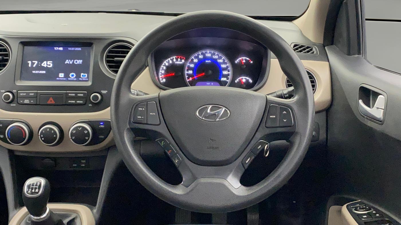 2019 Hyundai Grand i10 SPORTZ 1.2 KAPPA VTVT, Petrol, Manual, 67,982 km, Steering Wheel Close Up