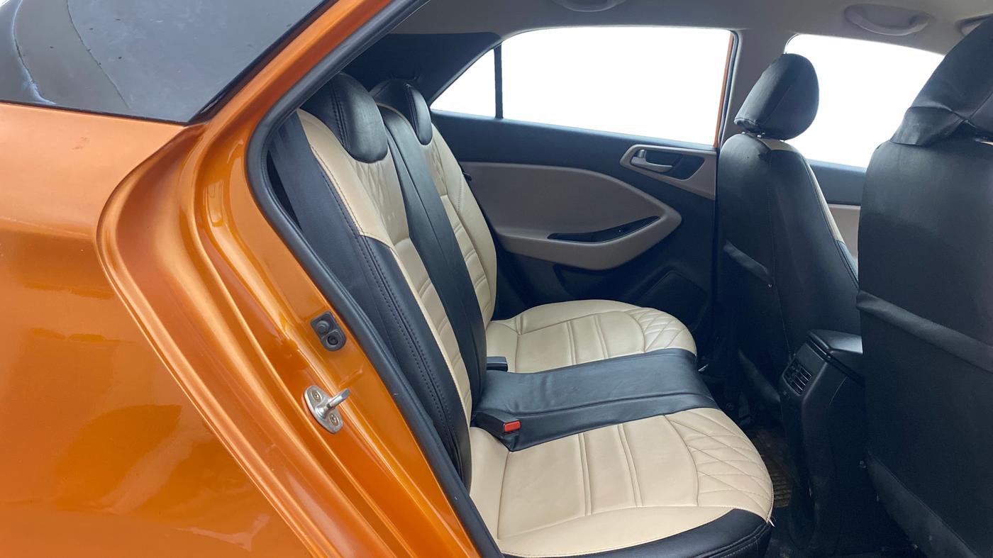 2018 Hyundai Elite i20 ASTA 1.2  CVT, Petrol, Automatic, 60,988 km, Right Side Rear Door Cabin