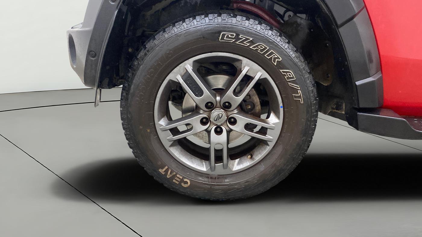 2022 Mahindra Thar LX PETROL HT 4WD AT, Petrol, Automatic, 40,994 km, Left Front Wheel