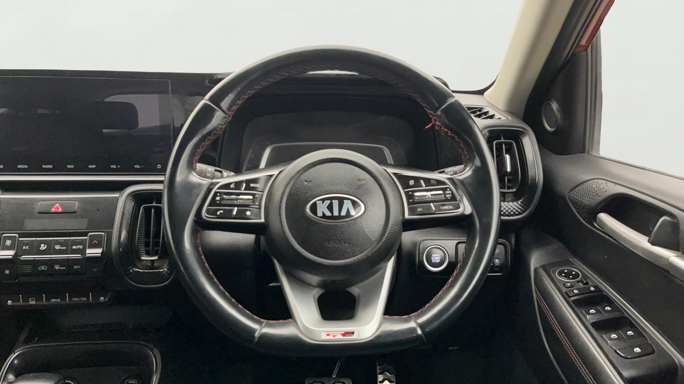 2020 KIA SONET GTX PLUS 1.5 AT, Diesel, Automatic, 65,360 km, Steering Wheel Close Up