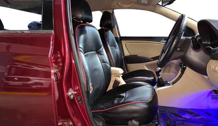 2014 Hyundai Verna FLUIDIC 1.6 VTVT SX, Petrol, Manual, 82,833 km, Right Side Front Door Cabin