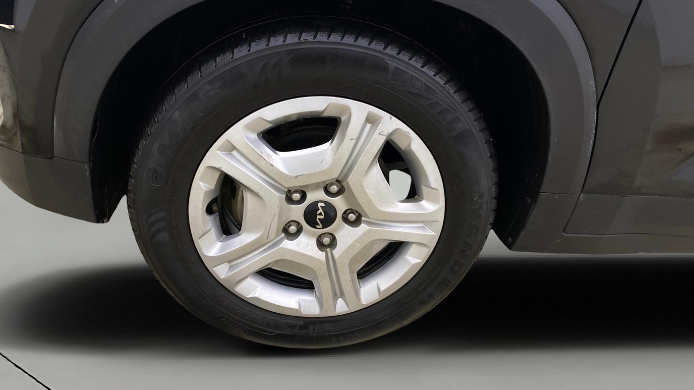 2022 KIA SONET HTK PLUS 1.2, Petrol, Manual, 33,404 km, Left Front Wheel