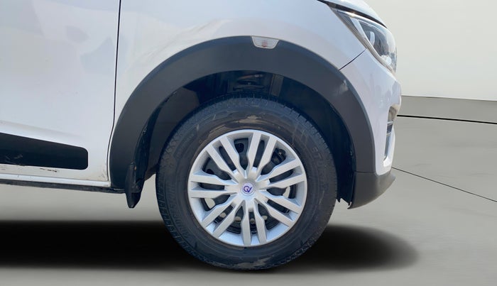 2020 Renault TRIBER RXT, Petrol, Manual, 61,393 km, Right Front Wheel