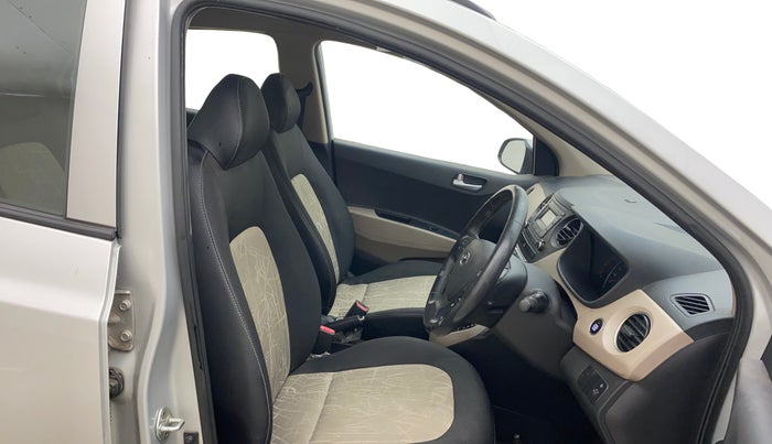 2016 Hyundai Grand i10 ASTA AT 1.2 KAPPA VTVT, Petrol, Automatic, 54,701 km, Right Side Front Door Cabin