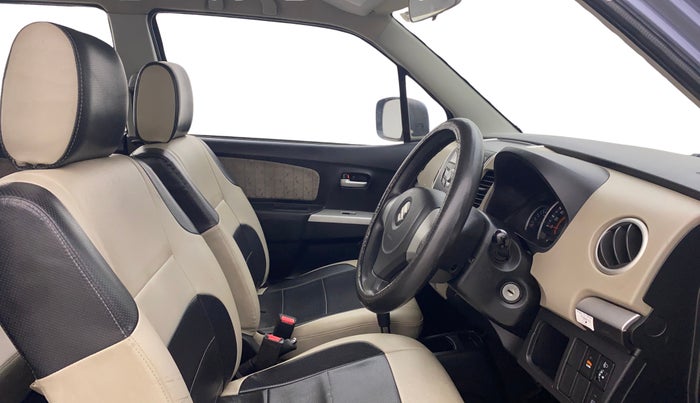 2016 Maruti Wagon R 1.0 VXI AMT, Petrol, Automatic, 49,802 km, Right Side Front Door Cabin