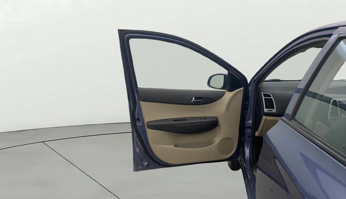 2013 Hyundai i20 SPORTZ 1.2, Petrol, Manual, 49,054 km, LHS Front Door