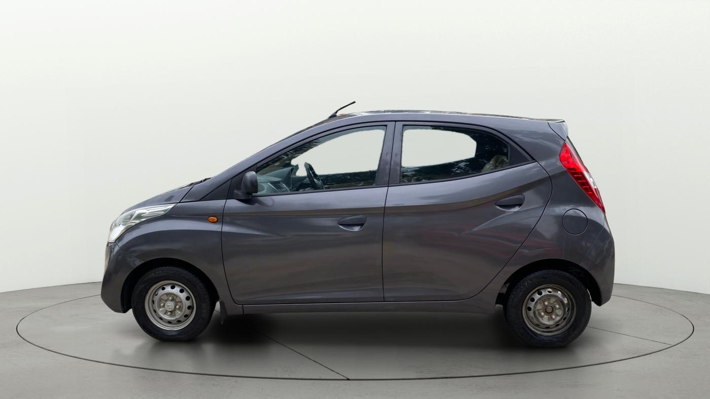 2017 Hyundai Eon ERA +, Petrol, Manual, 70,767 km, Left Side