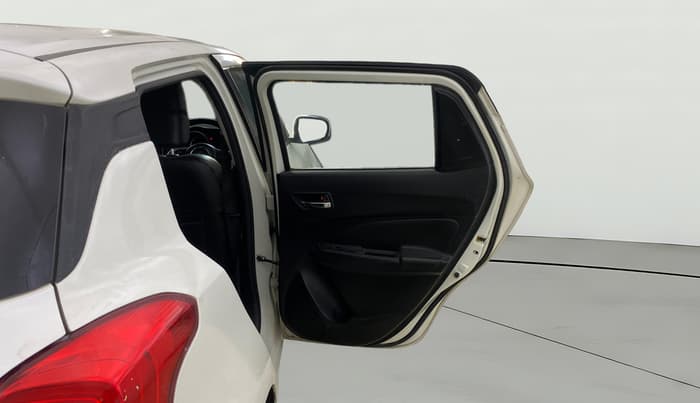 2018 Maruti Swift ZXI AMT, CNG, Automatic, 1,17,441 km, RHS Rear Door