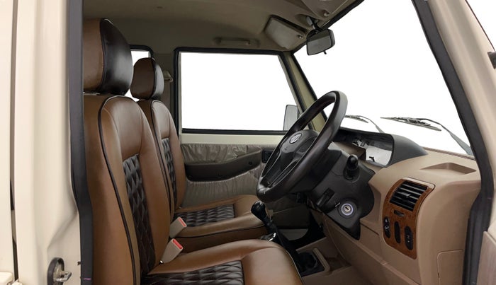 2021 Mahindra Bolero B6 (O), Diesel, Manual, 48,405 km, Right Side Front Door Cabin