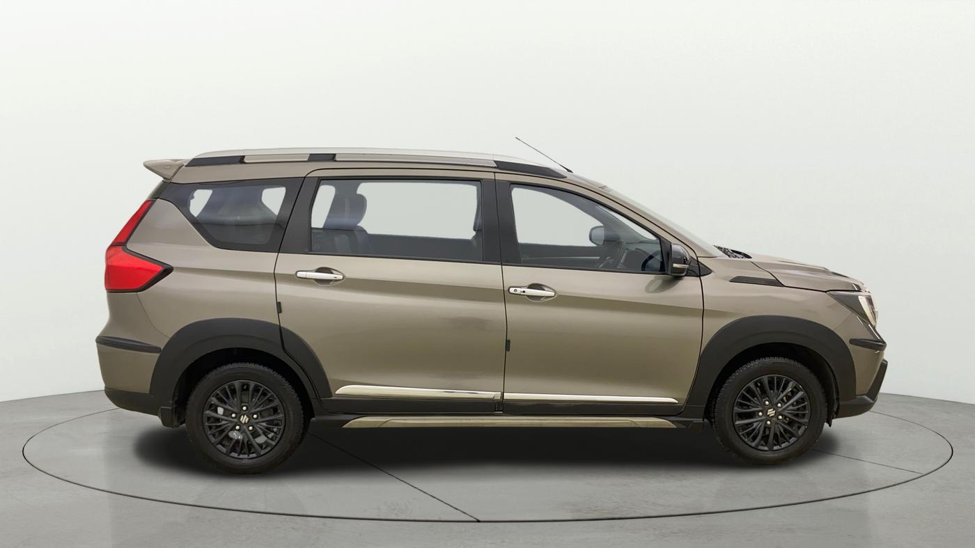 2021 Maruti XL6 ALPHA MT, Petrol, Manual, 28,412 km, Right Side View