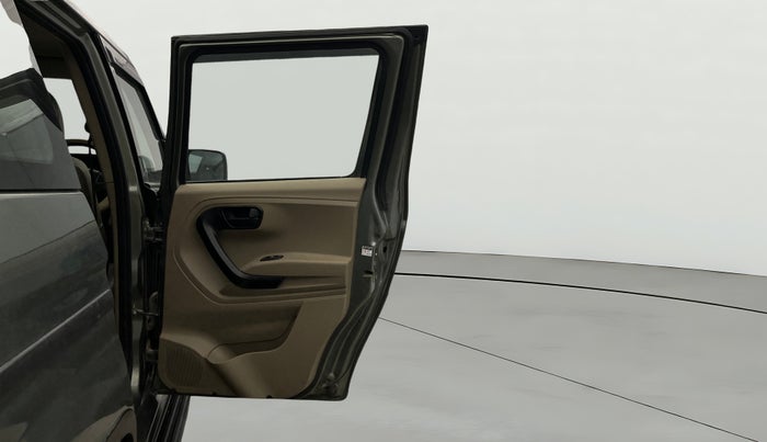 2023 Mahindra BOLERO NEO N 8, Diesel, Manual, 47,685 km, RHS Rear Door