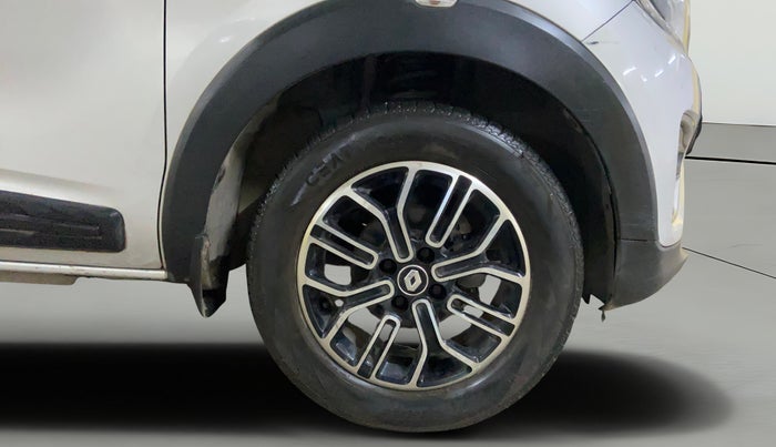 2020 Renault TRIBER RXZ, Petrol, Manual, 59,021 km, Right Front Wheel